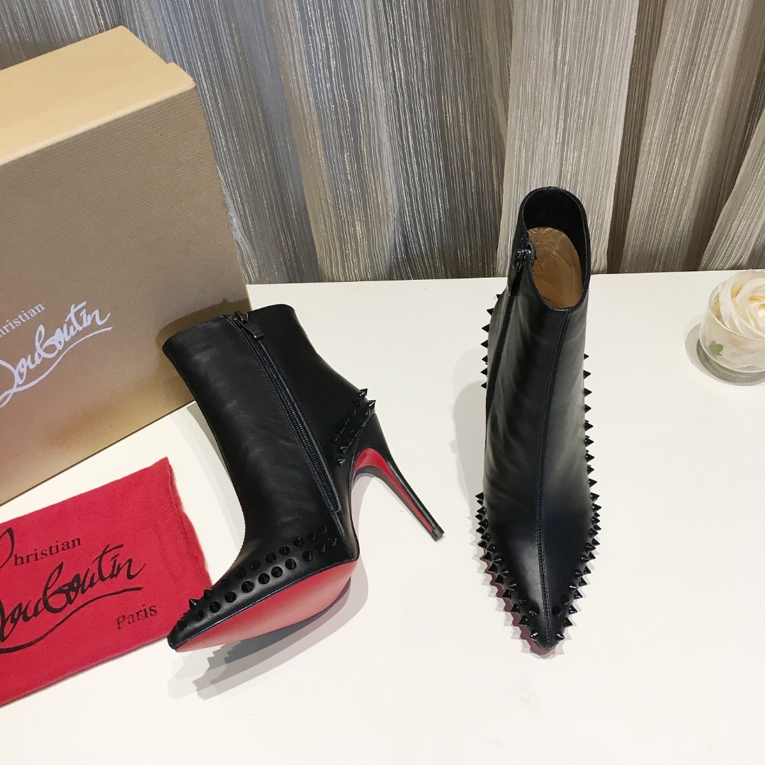 安全安いクリスチャンルブタンChristianLouboutin 靴 実物の写真 スーパーコピー必ず届く N品代引き可能国内発送後払い優良サイト